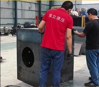 大型液壓站 國立液壓，為機械企業(yè)提供動力